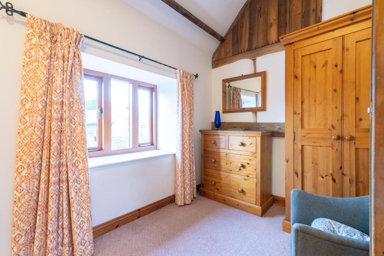 The Oast House - Farm Stay Apartment Set Within 135 Acres บรอมยาร์ด ภายนอก รูปภาพ